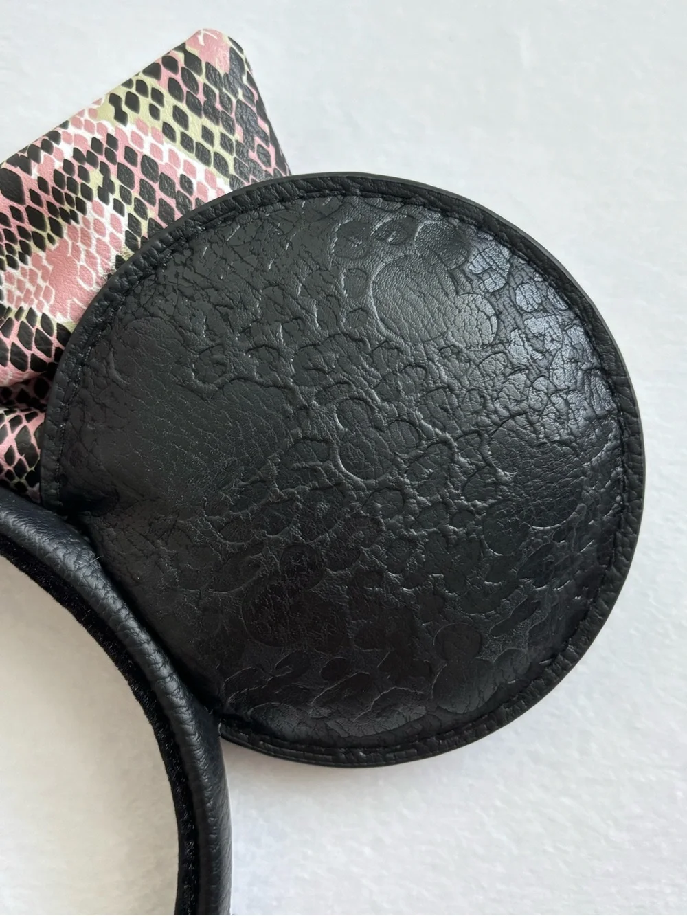 Disney Loungefly Wild About Disney Animal Print Bow Minnie Mouse Ear Headband